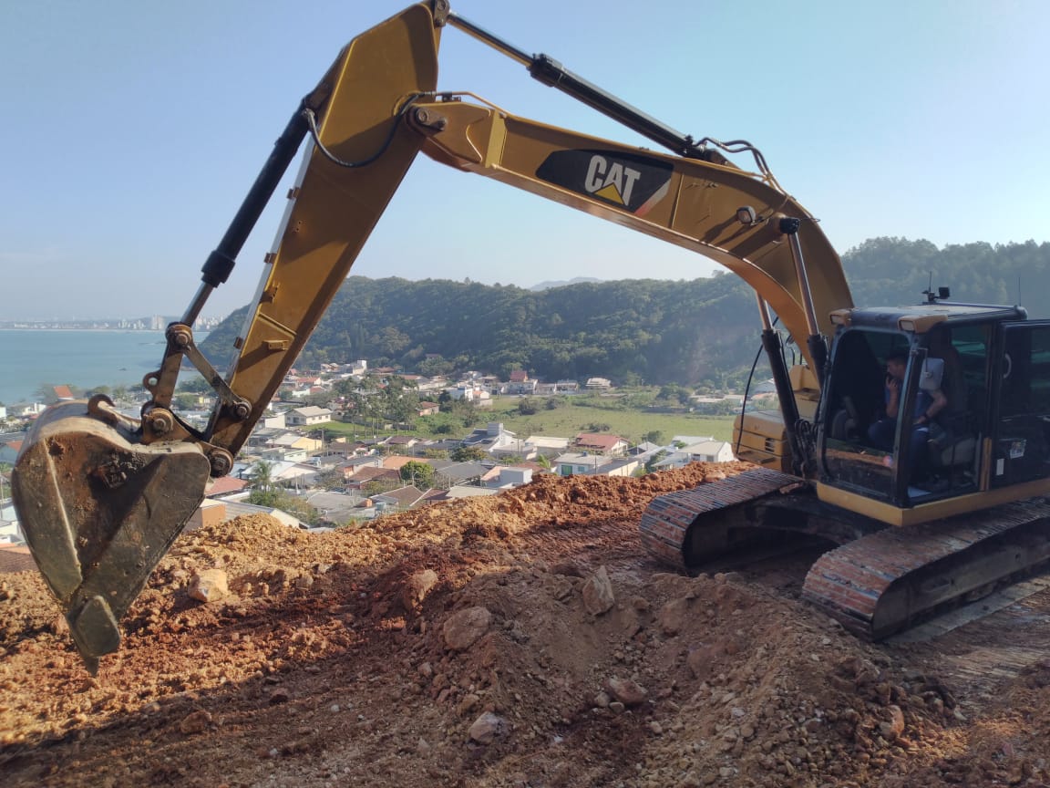 Morro da Praia de São Miguel recebe obras de recuperação