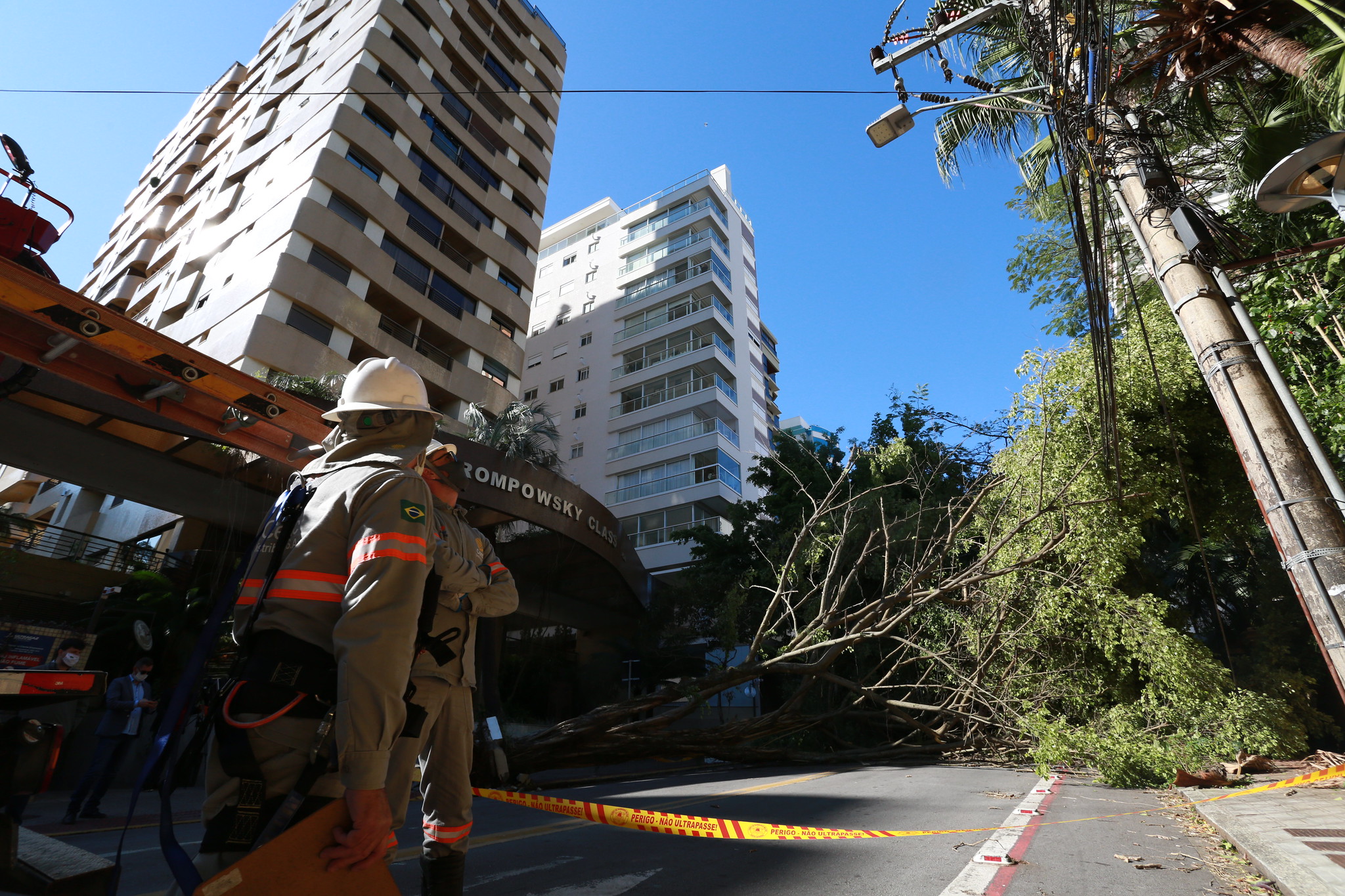 Após ciclone, Prefeitura de Florianópolis trabalha na recuperação dos danos