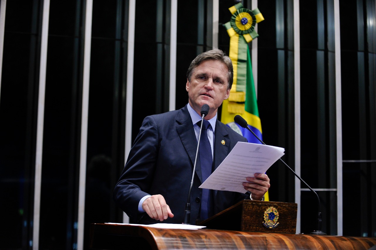 NOVO FUNDEB PARA EVITAR O CAOS NA EDUCAÇÃO PÓS-PANDEMIA NOVO FUNDEB PARA EVITAR O CAOS NA EDUCAÇÃO PÓS-PANDEMIA