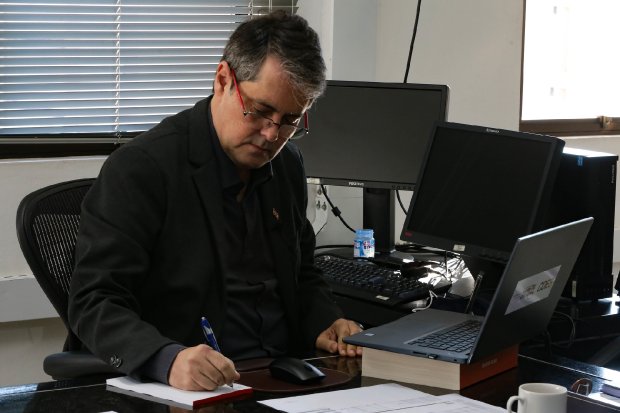 Coronavírus em SC: Estado ativa mais 10 leitos de UTI na Grande Florianópolis nesta sexta-feira Coronavírus em SC: Estado ativa mais 10 leitos de UTI na Grande Florianópolis nesta sexta-feira