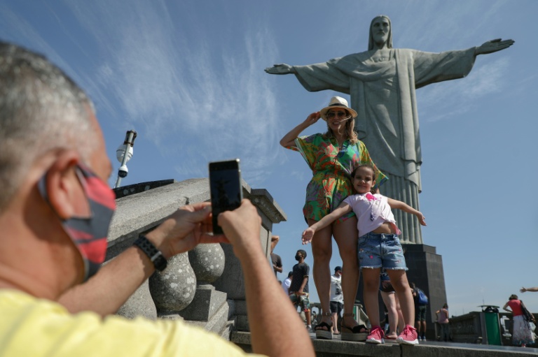 Rio de Janeiro reabre Cristo Redentor e outros pontos turísticos
