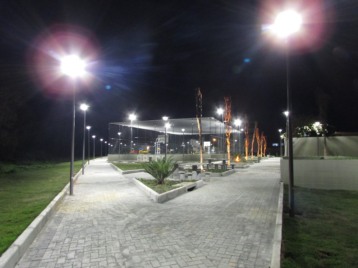 Cinco áreas de esporte e lazer ganham iluminação modernizada em São José
