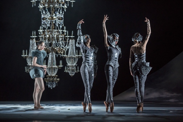 Quebra-Nozes em uma surpreendente apresentação do Ballet du Grand Théâtre de Genève