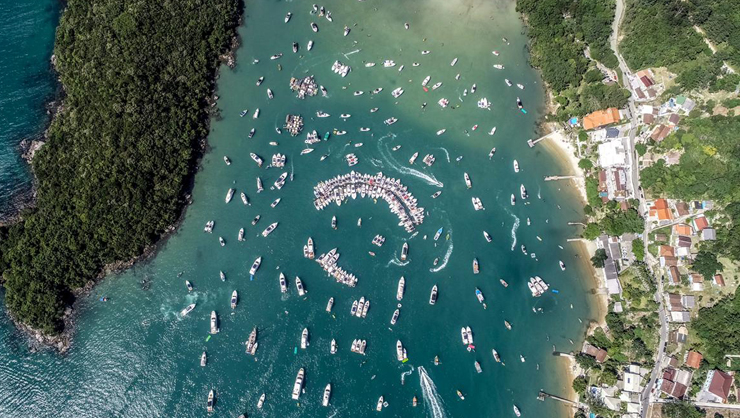 Prefeitura notifica responsáveis por festa que aconteceria em barco no Caixa D’Aço