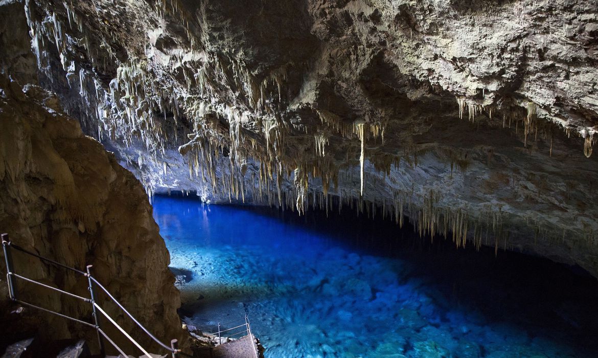 Governo autoriza cessão da Gruta do Lago Azul ao município de Bonito Governo autoriza cessão da Gruta do Lago Azul ao município de Bonito