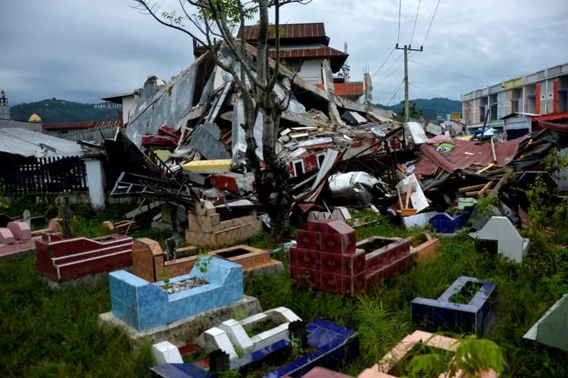 Sobe para 78 número de mortes confirmadas após terremoto na Indonésia