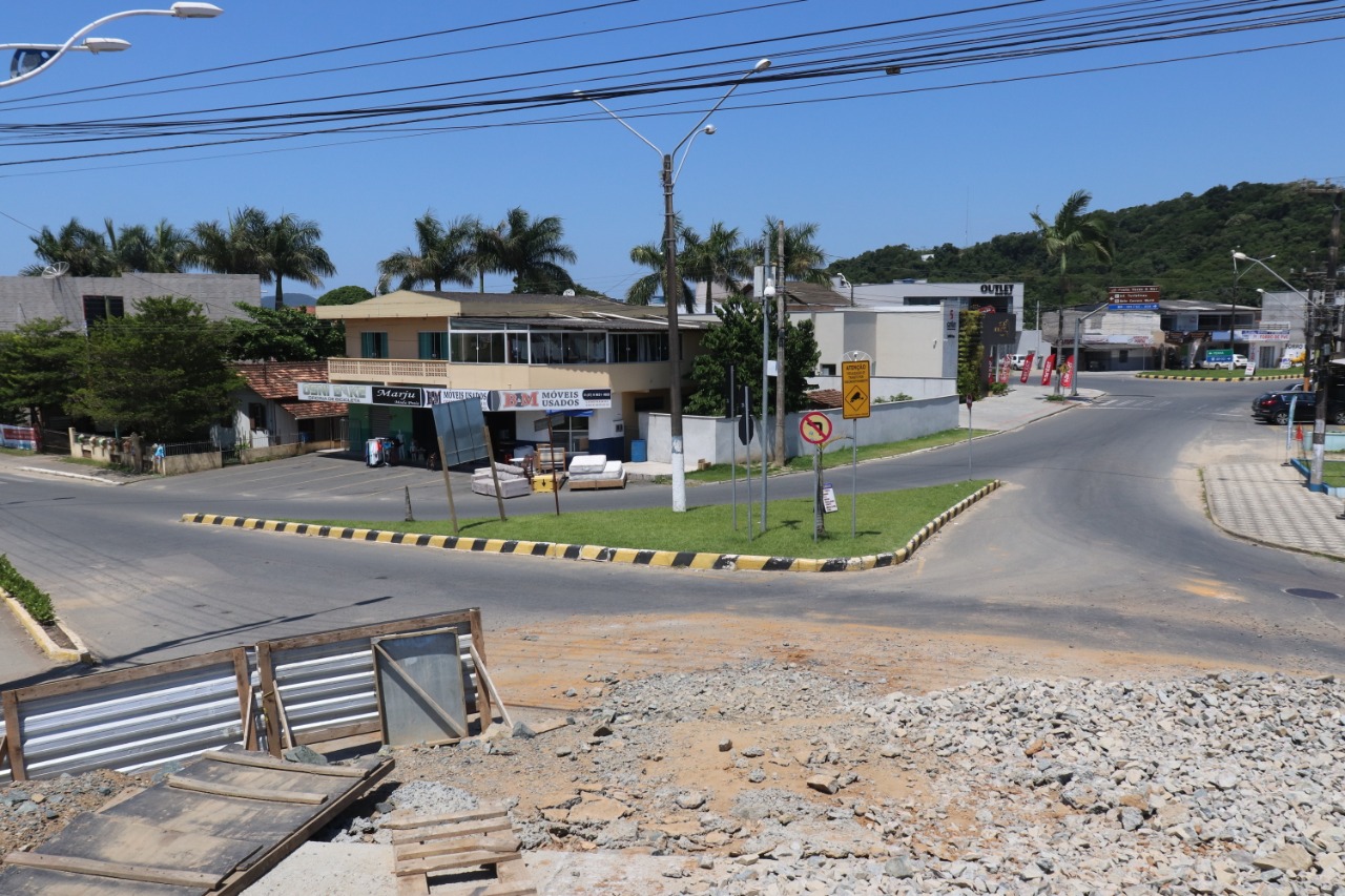 Acessos da Ponte do Rio Piçarras terão alteração de trânsito a partir desta quarta