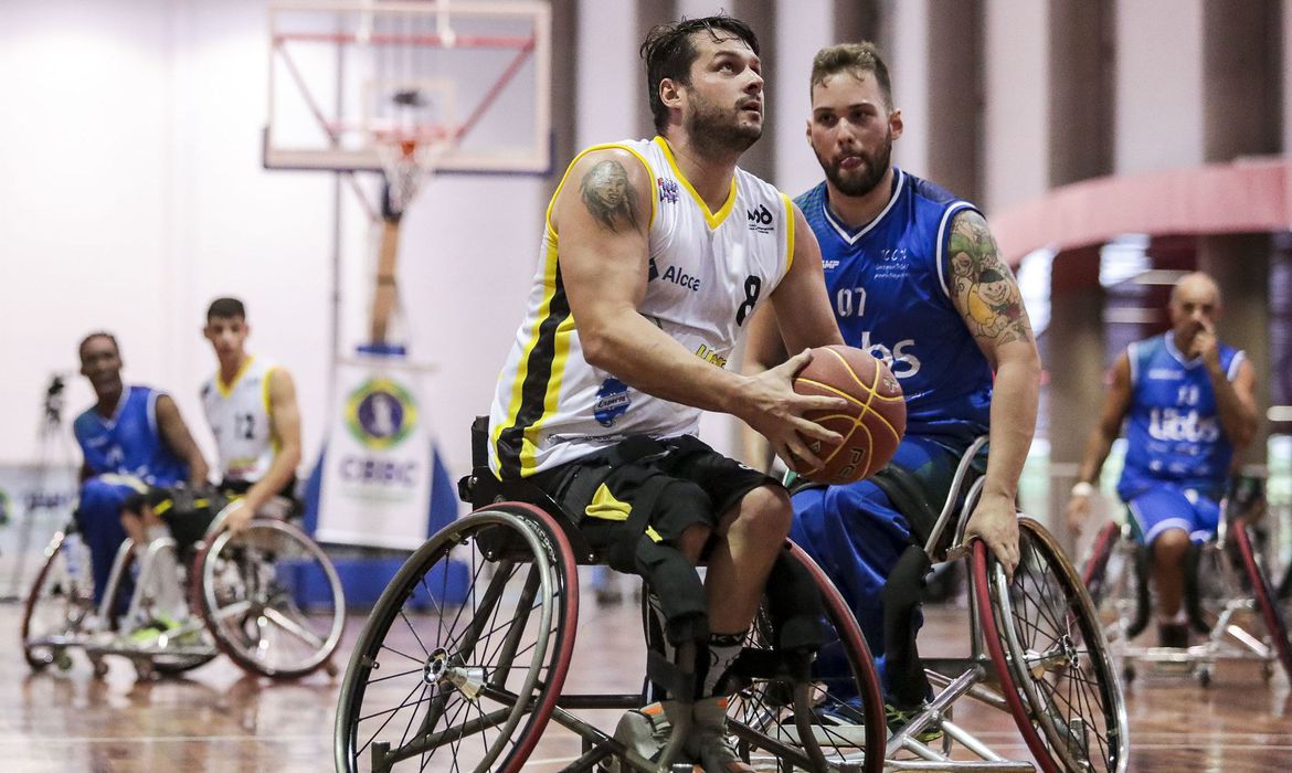 Basquete em cadeira de rodas brasileiro muda gestão