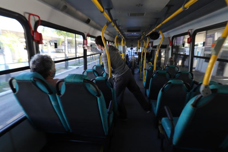 Linhas extras de ônibus podem ser rastreadas por app Floripa no Ponto