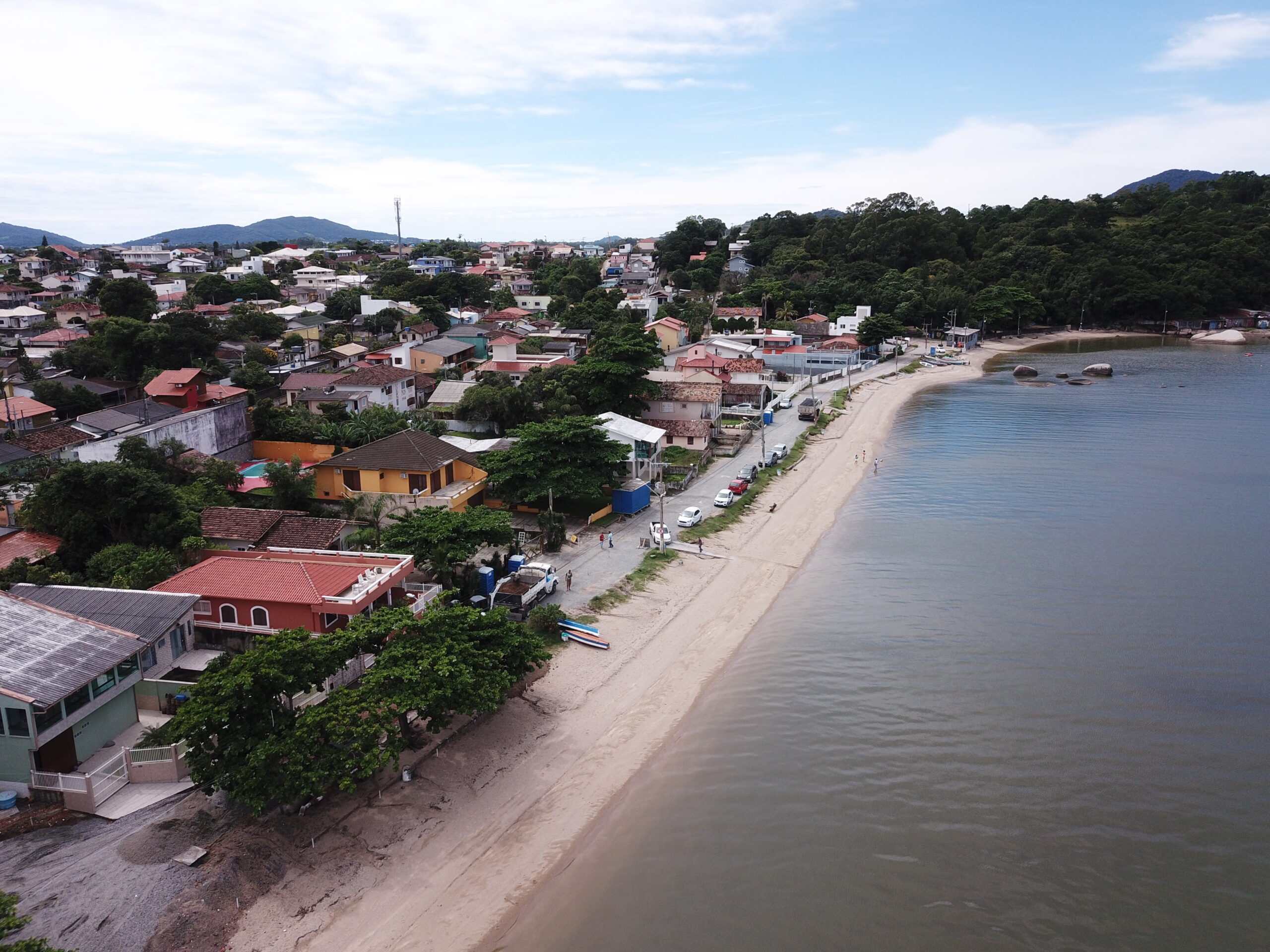 Primeira Rua-praça de Florianópolis começa a ser construída na Tapera