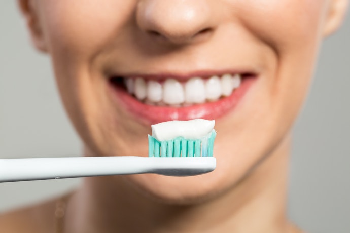 Dentes Claros: sorriso transformador, qual o papel do Cirurgião Dentista?