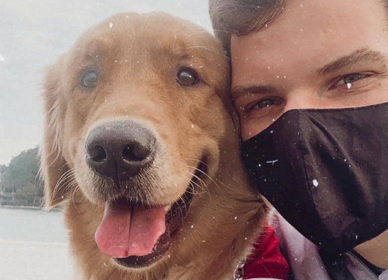 Aprovado projeto de Victor Forte que faz alerta contra o abandono de animais: com pena de detenção de até cinco anos para quem cometer tal ação Aprovado projeto de Victor Forte que faz alerta contra o abandono de animais: com pena de detenção de até cinco anos para quem cometer tal ação
