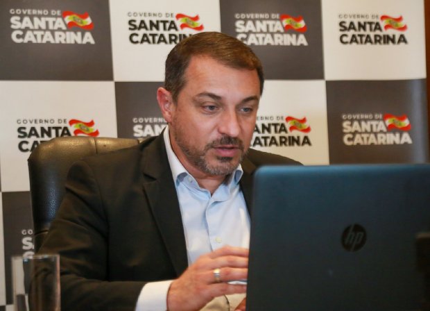 Governo do Estado publicará edital para contratação de leitos de UTI na rede privada Governo do Estado publicará edital para contratação de leitos de UTI na rede privada
