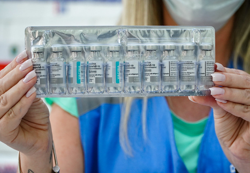 Vacinação em SC: Governo do Estado distribui neste sábado mais doses da vacina contra a Covid-19
