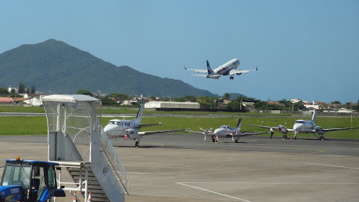 Aeroportos de Navegantes e Joinville: serão leiloados pelo Ministério da Infraestrutura por meio da ANAC