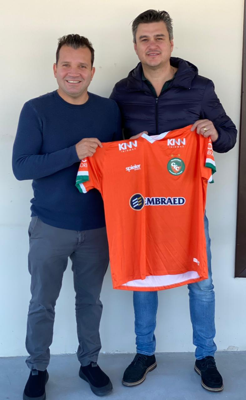Futebol Catarinense: Camboriú FC firma parceria com Sucess International Marketing Sports Futebol Catarinense: Camboriú FC firma parceria com Sucess International Marketing Sports