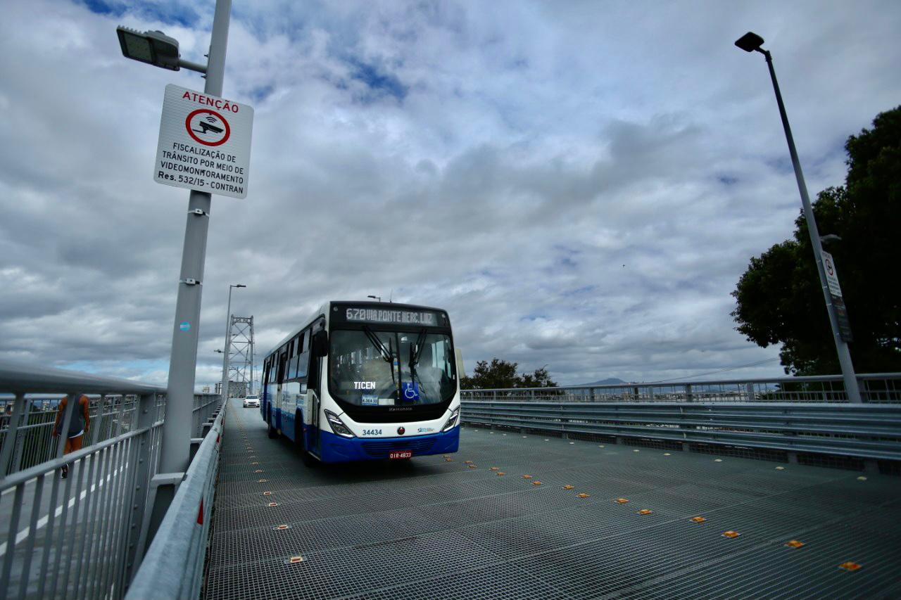 Floripa no Ponto: Prefeitura de Florianópolis inclui 154 horários de linhas extras programadas de transporte coletivo Floripa no Ponto: Prefeitura de Florianópolis inclui 154 horários de linhas extras programadas de transporte coletivo