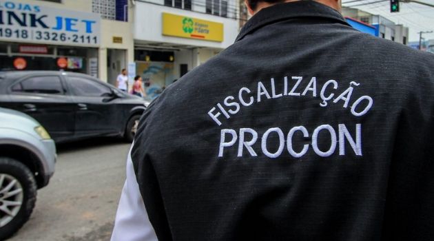 “Estamos de Olho”: Procon da Prefeitura de Florianópolis apreende quase 40kg de produtos vencidos em casas de carnes, açougues e supermercados “Estamos de Olho”: Procon da Prefeitura de Florianópolis apreende quase 40kg de produtos vencidos em casas de carnes, açougues e supermercados