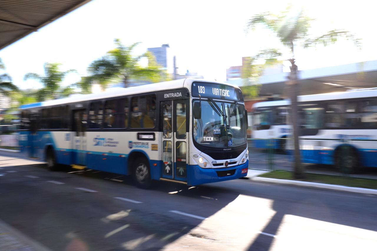 Transporte Coletivo: Prefeitura de Florianópolis altera linhas de ônibus que passavam na estrada da Vargem Grande durante obras Transporte Coletivo: Prefeitura de Florianópolis altera linhas de ônibus que passavam na estrada da Vargem Grande durante obras