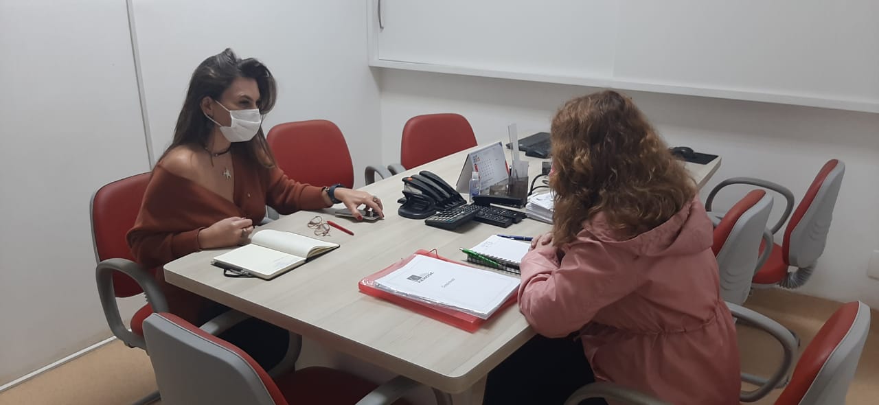 Deputada Paulinha empreende esforços para a reabertura do Hemosc de Canoinhas Deputada Paulinha empreende esforços para a reabertura do Hemosc de Canoinhas