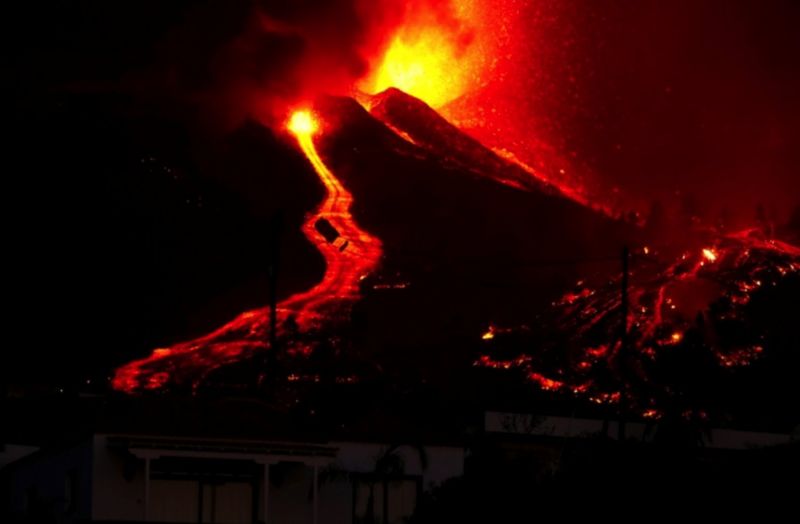 Vulcão nas Canárias: as impressionantes imagens da erupção no Parque Cumbre Vieja
