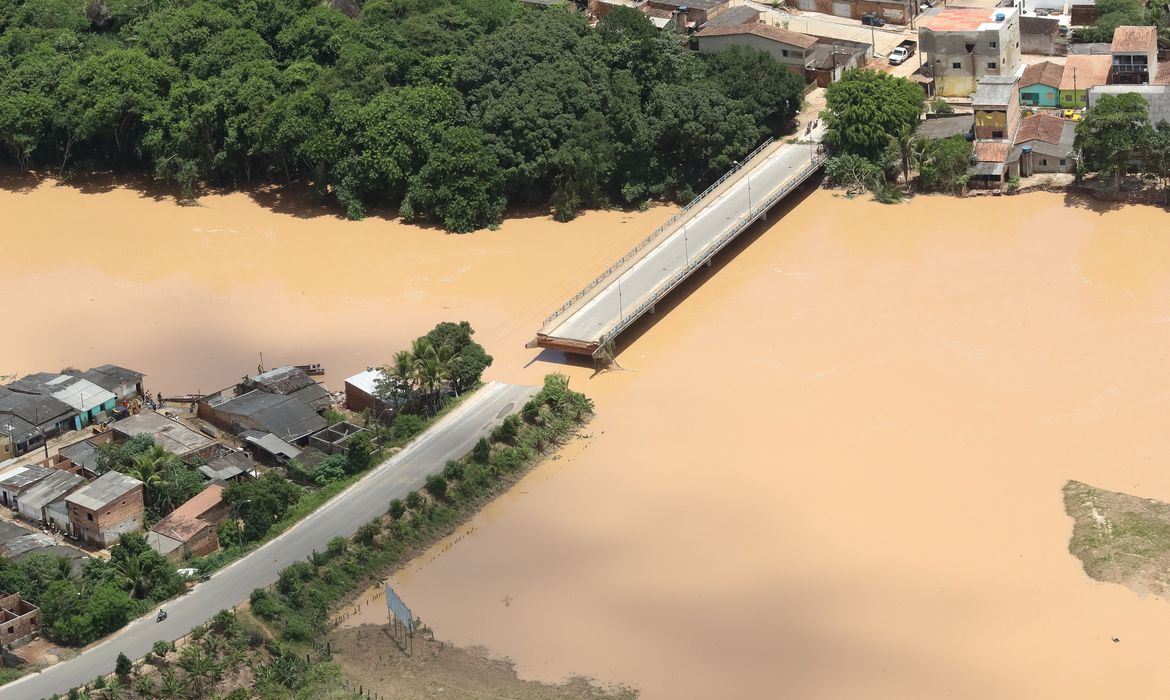 “Desenvolvimento Regional”: Governo libera mais R$ 418 milhões para rodovias atingidas por chuvas