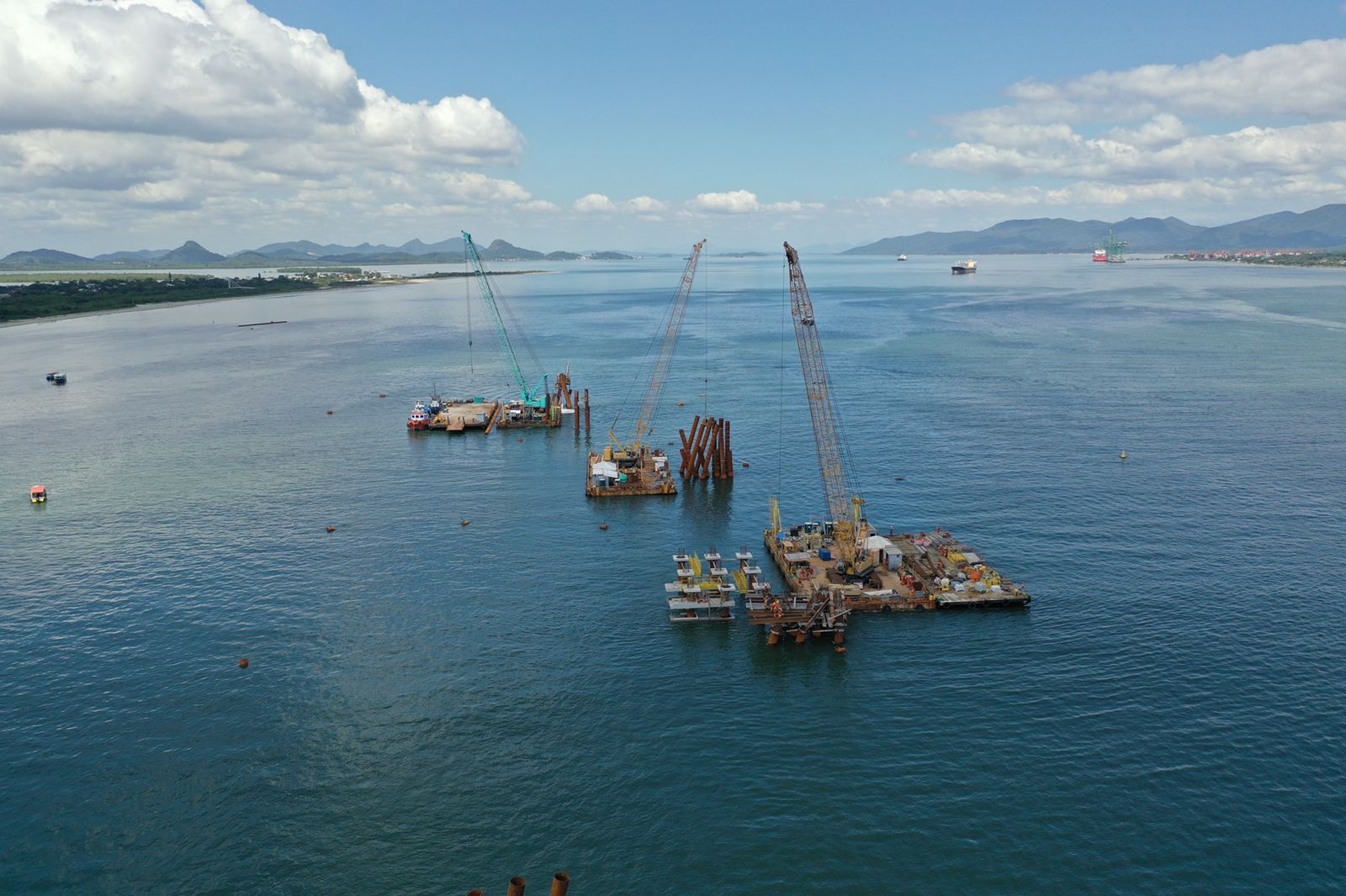Representantes do Estado acompanham as obras do Terminal Gás Sul