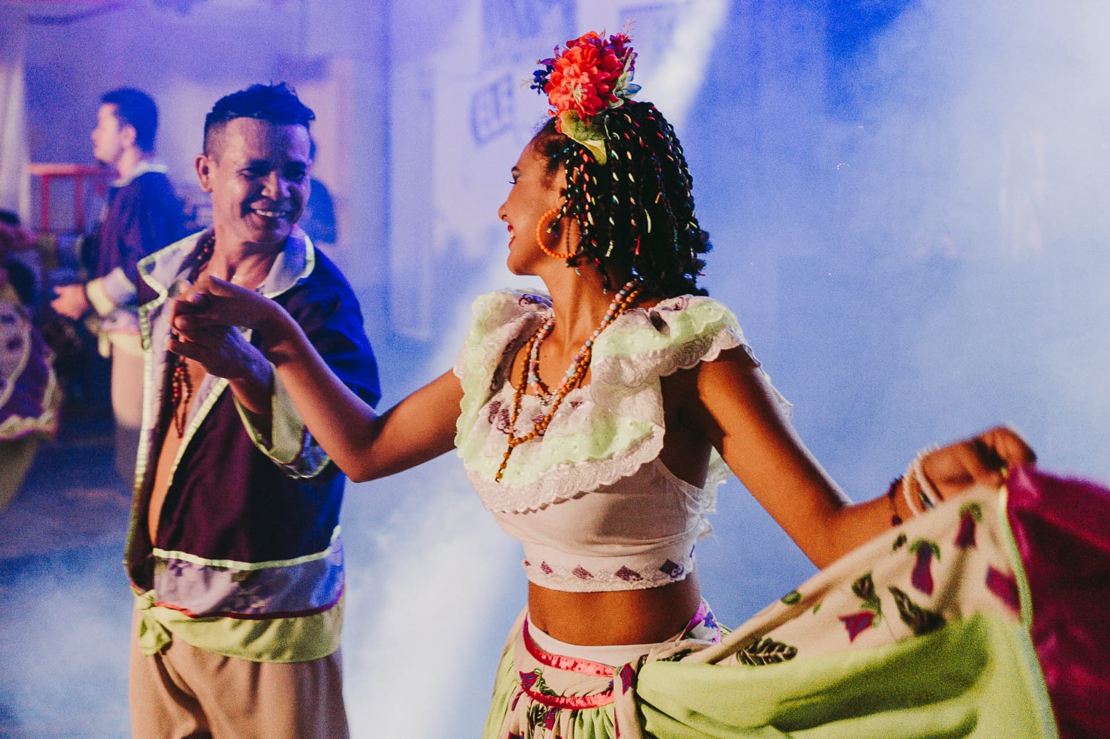 5º Encontro Internacional de Etnias: apresentações de danças gratuitamente em espaços públicos de Bombinhas