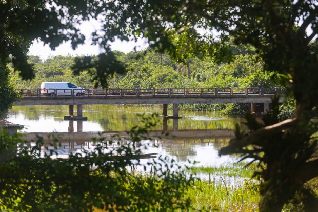 Garopaba Recebe Infraestrutura: Carlos Moisés autoriza nova ponte no Siriú e pavimentação de ruas