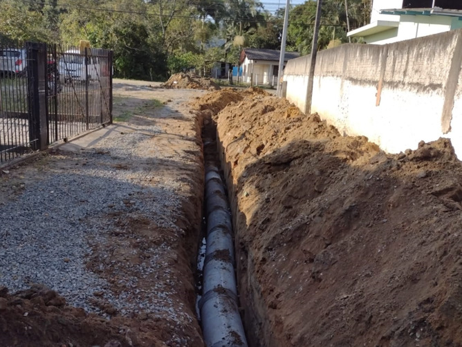 Saneamento Básico: Prefeitura realiza implantação de drenagem na Volta Grande