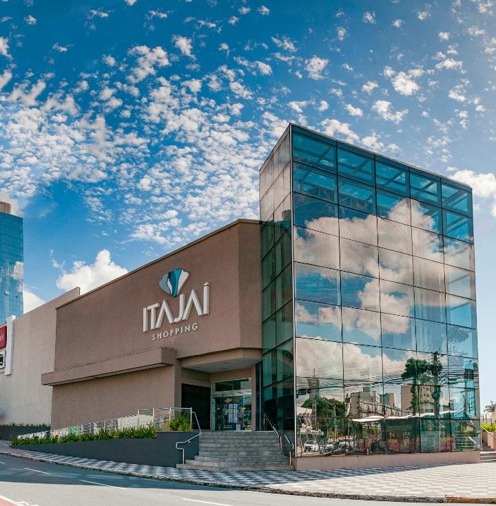 Oito novas operações e expansões evidenciam crescimento do Itajaí Shopping em 2022