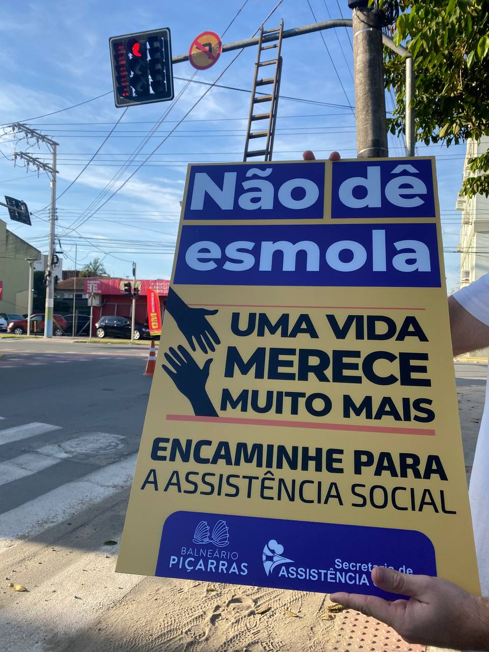 Secretaria de Assistência Social atua em abordagem de moradores de rua Secretaria de Assistência Social atua em abordagem de moradores de rua