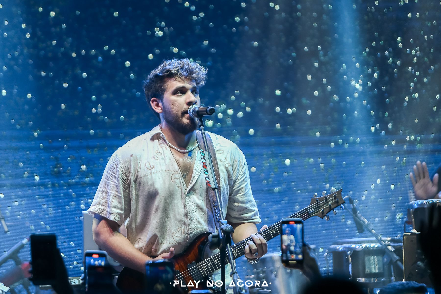 Gustavo Mioto se apresenta nesta sexta-feira na SHED em Balneário Camboriú