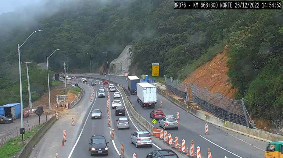 <strong>Arteris Litoral Sul instala barreira dinâmica para passagem segura de veículos na BR-376</strong>