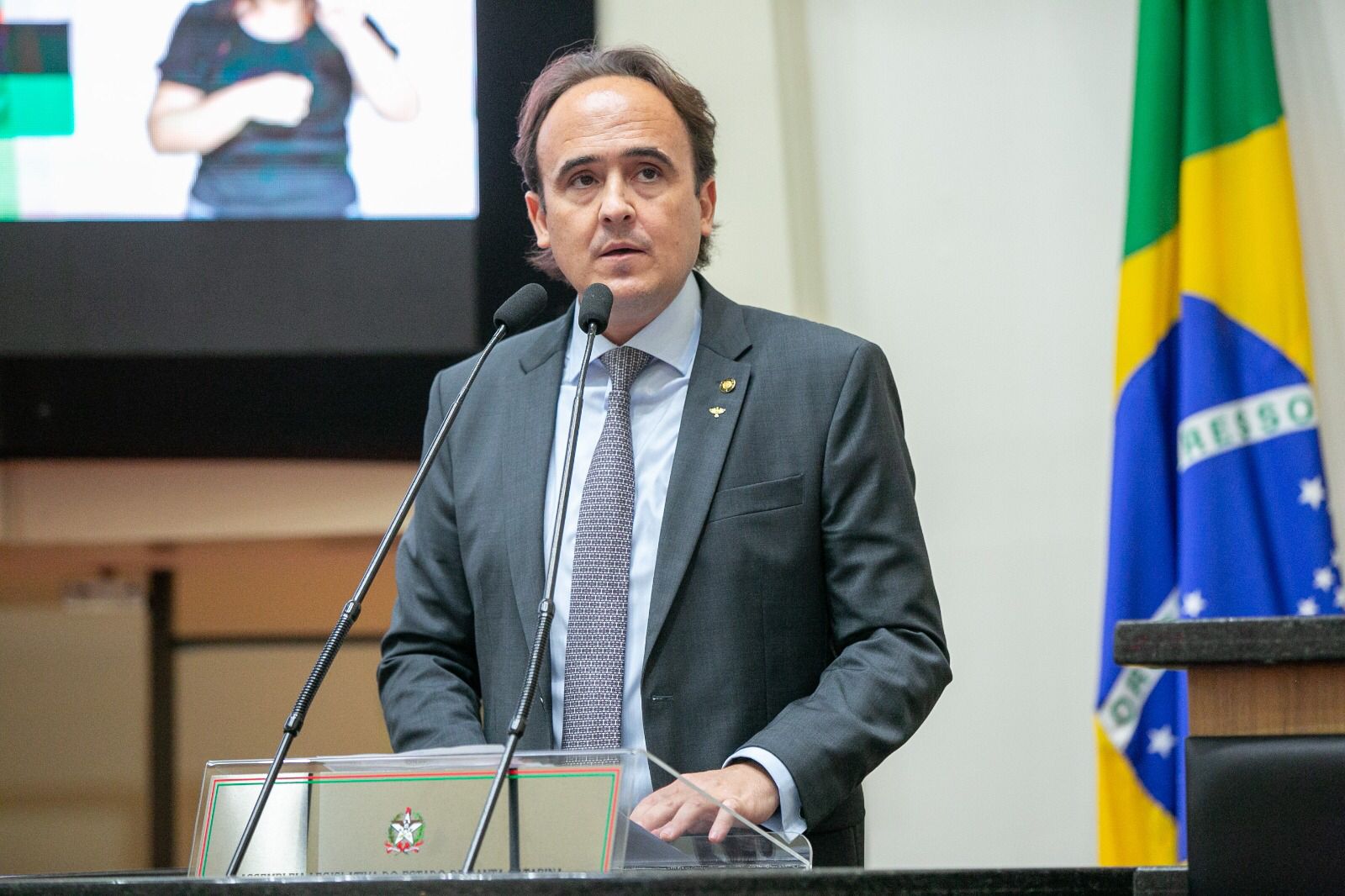 Deputado Carlos Humberto propõe Frente Parlamentar em Defesa do Saneamento Básico Deputado Carlos Humberto propõe Frente Parlamentar em Defesa do Saneamento Básico