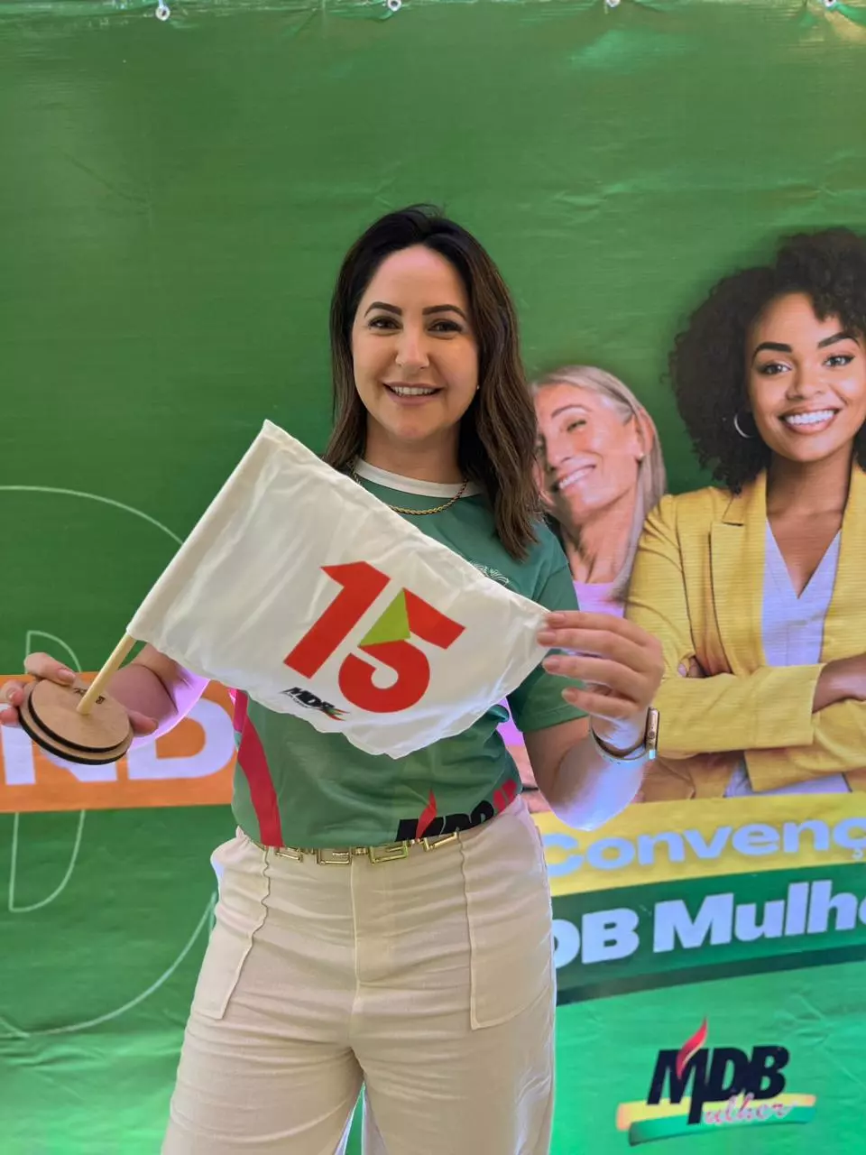 Andressa Pera é eleita vice-presidente estadual do MDB Mulher