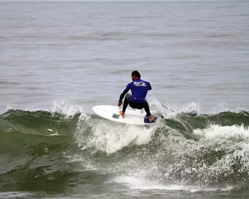 Praia Brava receberá 6ª edição do Fico Surf Festival