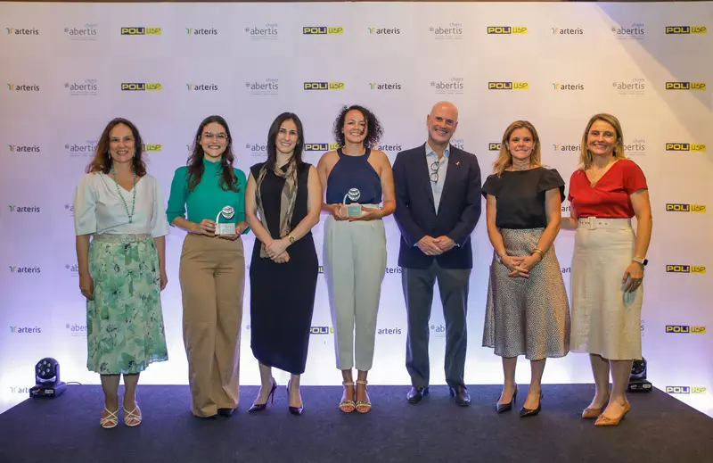 Engenheiras vencem a etapa nacional do Prêmio Cátedra Abertis