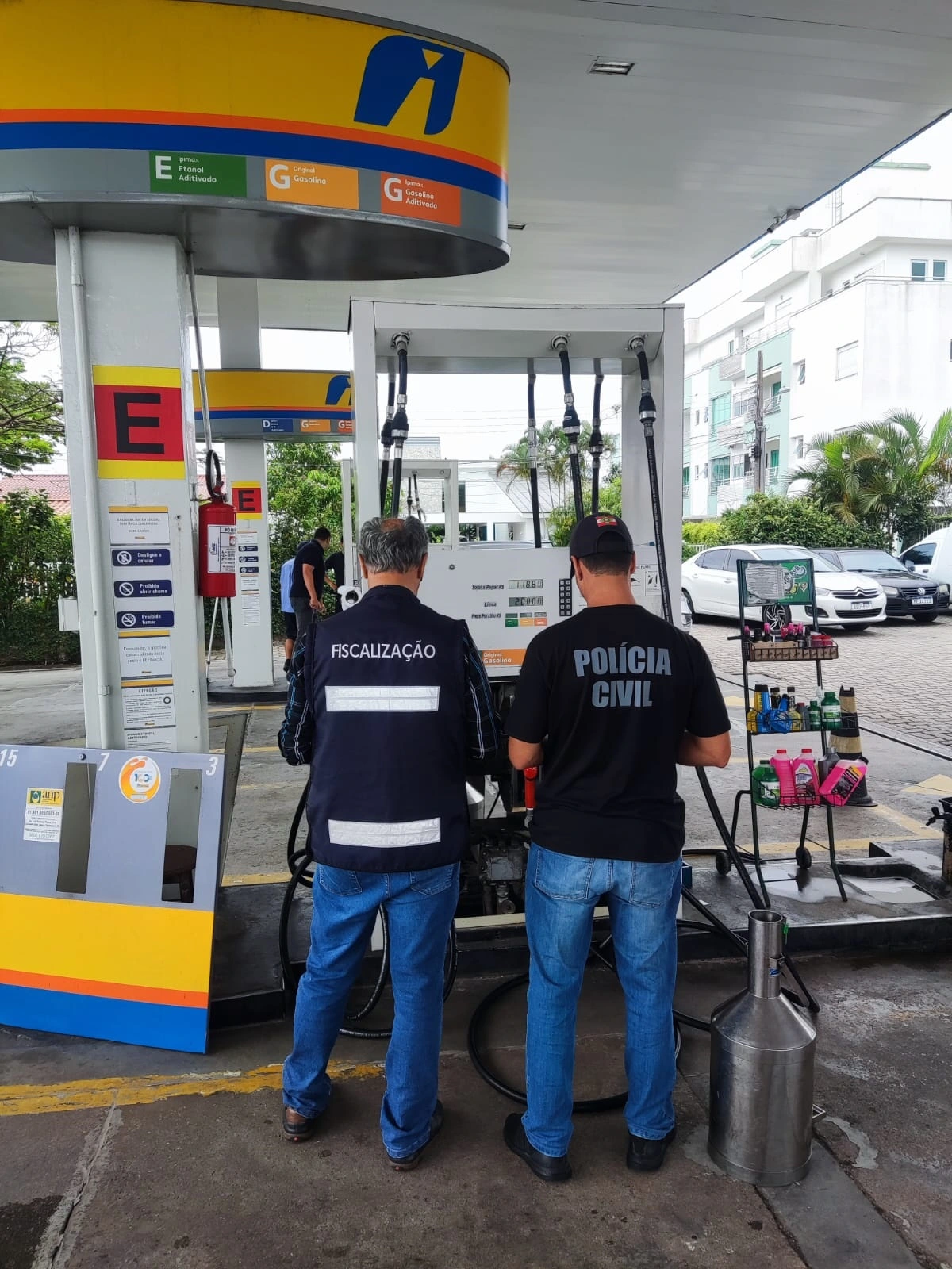 Operação Black Fuel: Imetro-SC e Polícia Civil concluem fiscalização nos postos de combustíveis