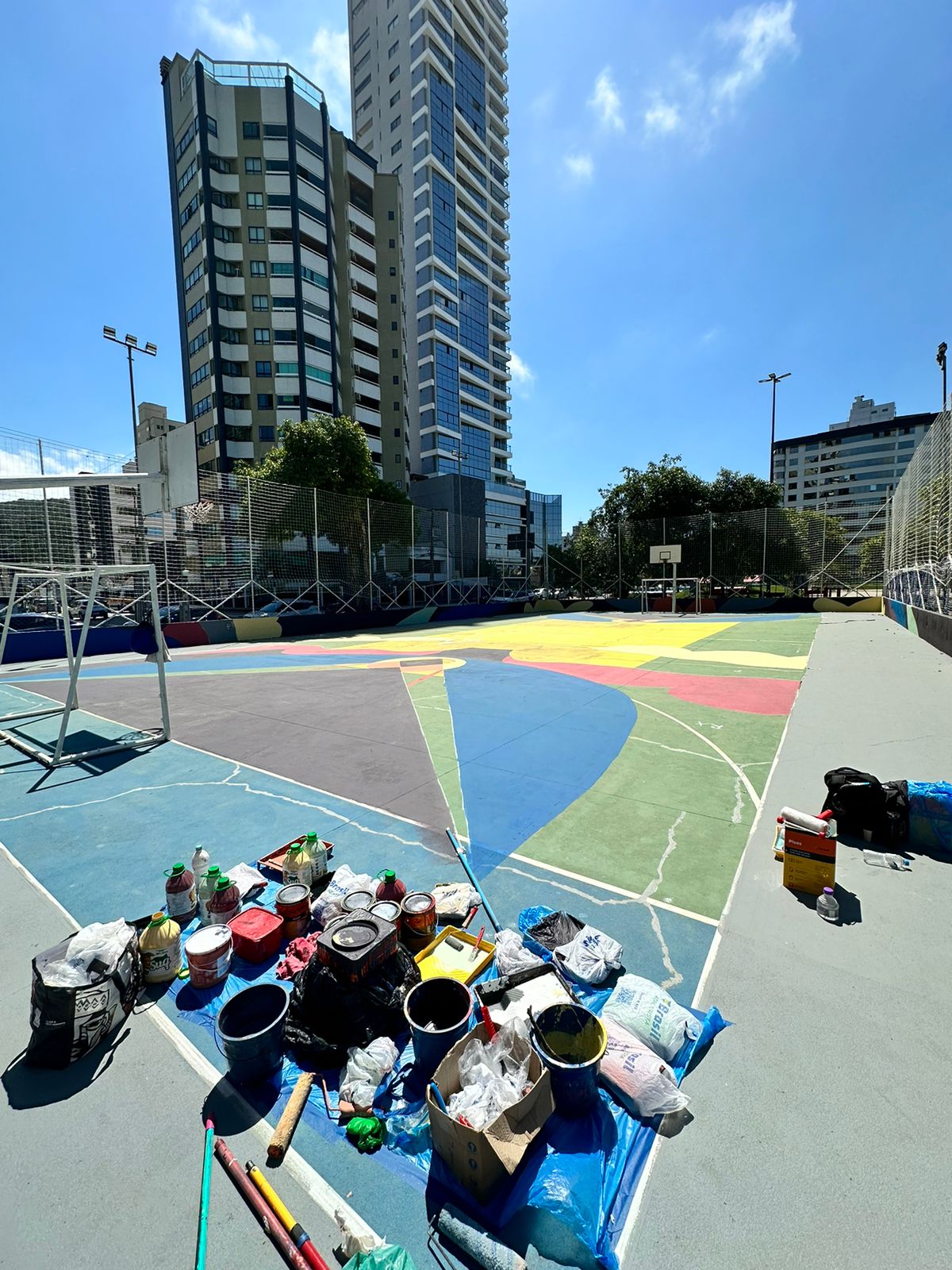 Basquete Transforma SC: quadra de basquete da Praça da Beira-rio é revitalizada