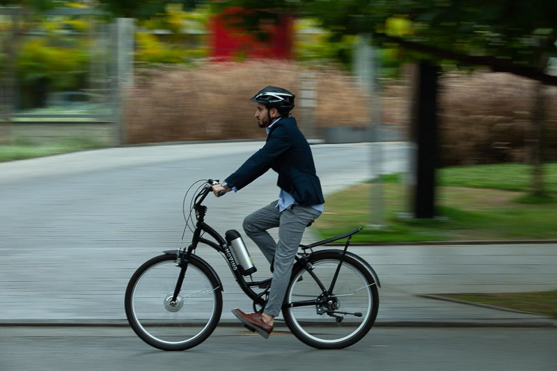 E-bikes são alternativa sustentável ao ‘caos’ no trânsito no final de ano