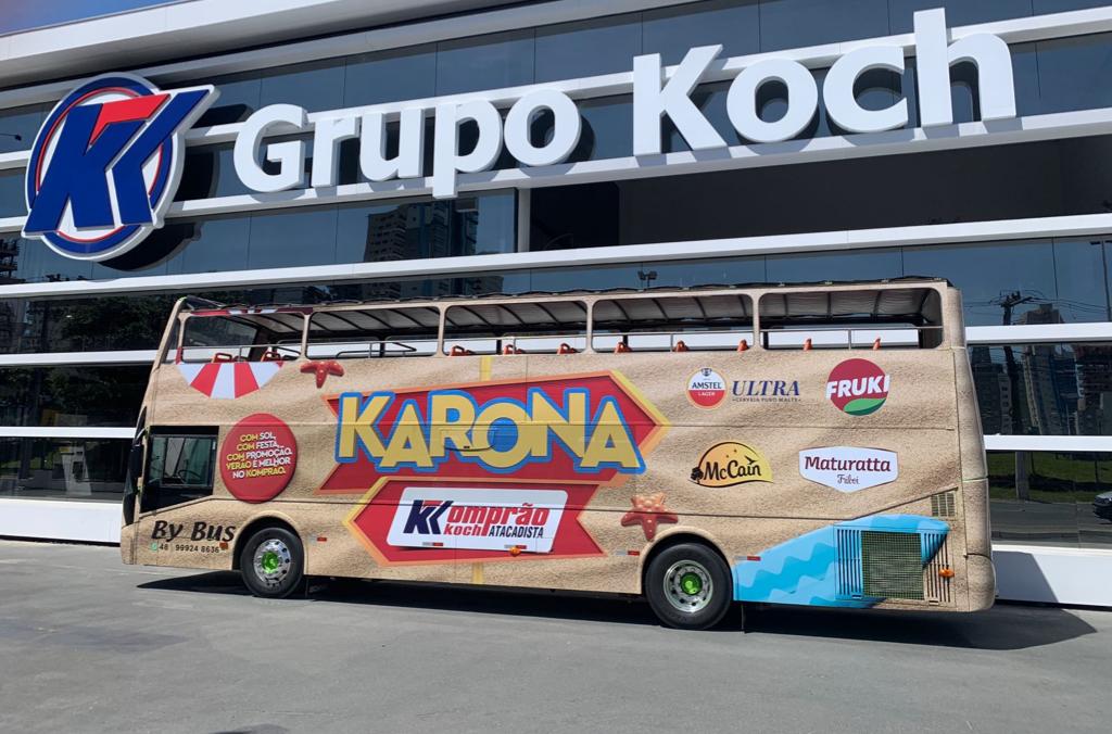 Komprão oferece ônibus turístico que vai rodar em Balneário Camboriú