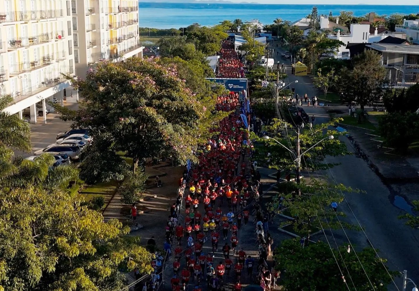 Corrida Solidária Pelo RS: Jurerê Beach Run, Unindo Esporte e Solidariedade
