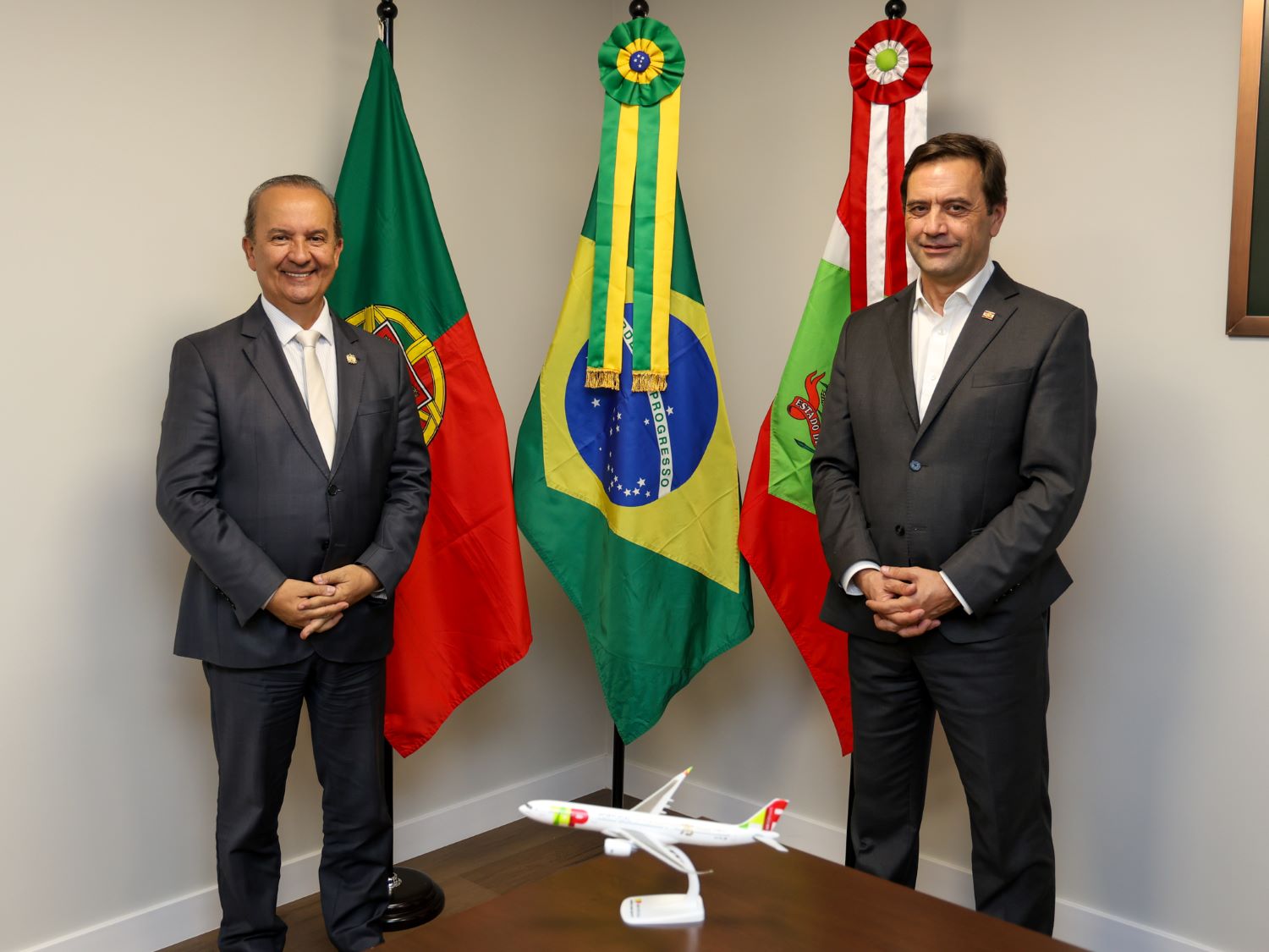 Jorginho Mello e diretores da TAP Air Portugal detalham nova rota direta entre SC e Europa