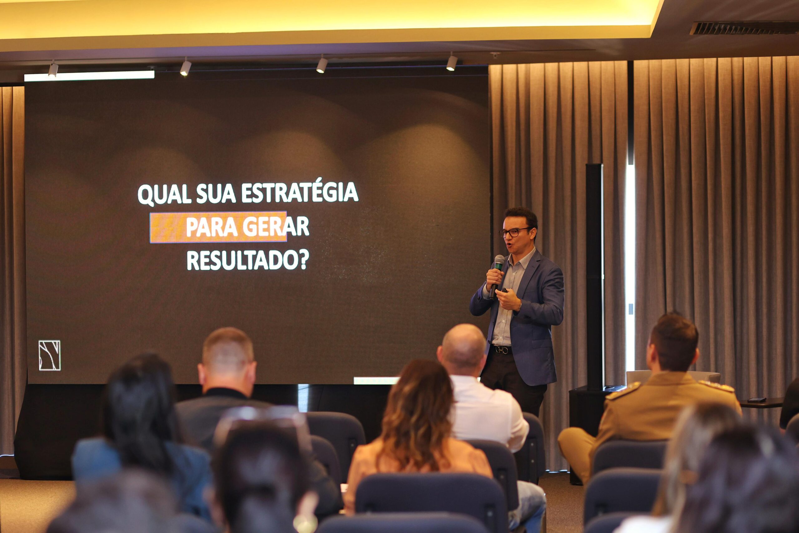 Café Summit reuniu líderes e empresários em debate sobre inovação nos negócios