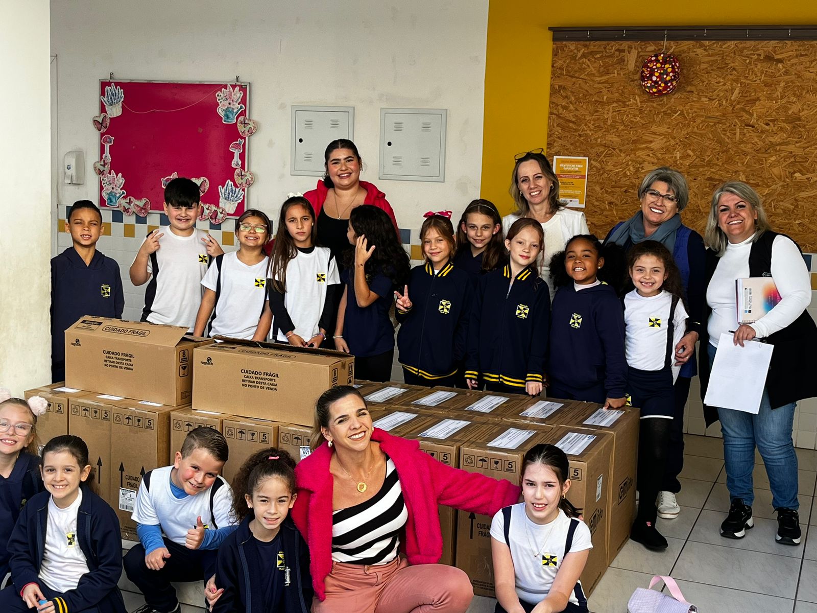 Rede Municipal de Ensino de Itajaí recebe 485 novos computadores