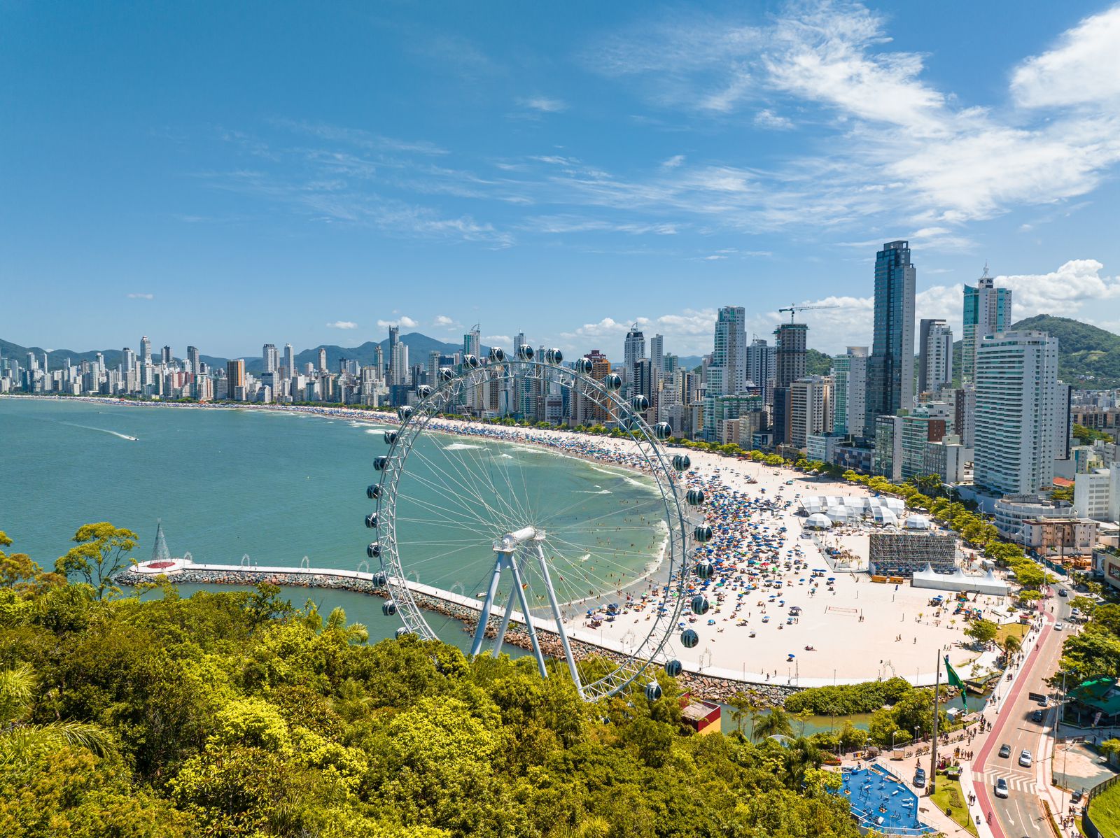 FG Big Wheel celebra 60 anos de Balneário Camboriú com desconto de 60% no ingresso