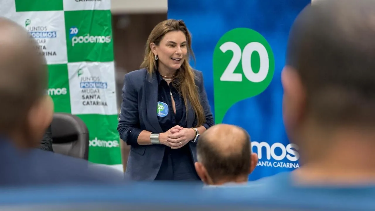 Podemos de Balneário Camboriú aprova apoio a Juliana Pavan em convenção