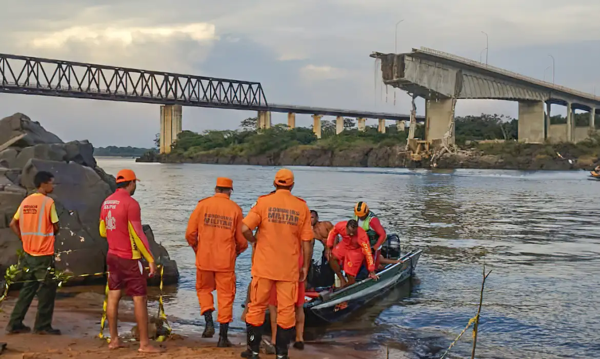 Governo destina R$ 100 milhões para reconstrução de ponte que desabou