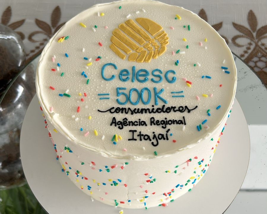 Celesc celebra marco histórico de “500 mil unidades” consumidoras atendidas pela Agência Regional de Itajaí